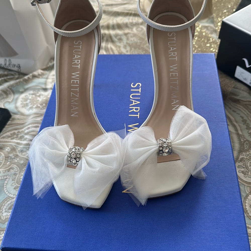 Stuart Weitzman White Bridal Shoes size 6